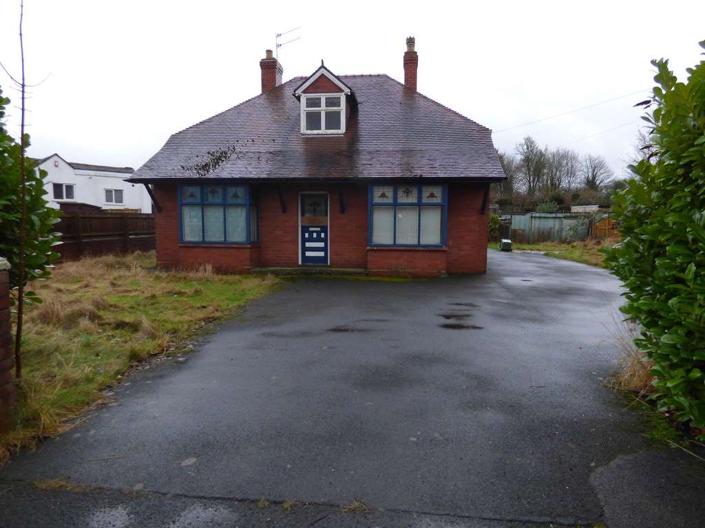 Station Road , Dawley Roger Parry & Partners