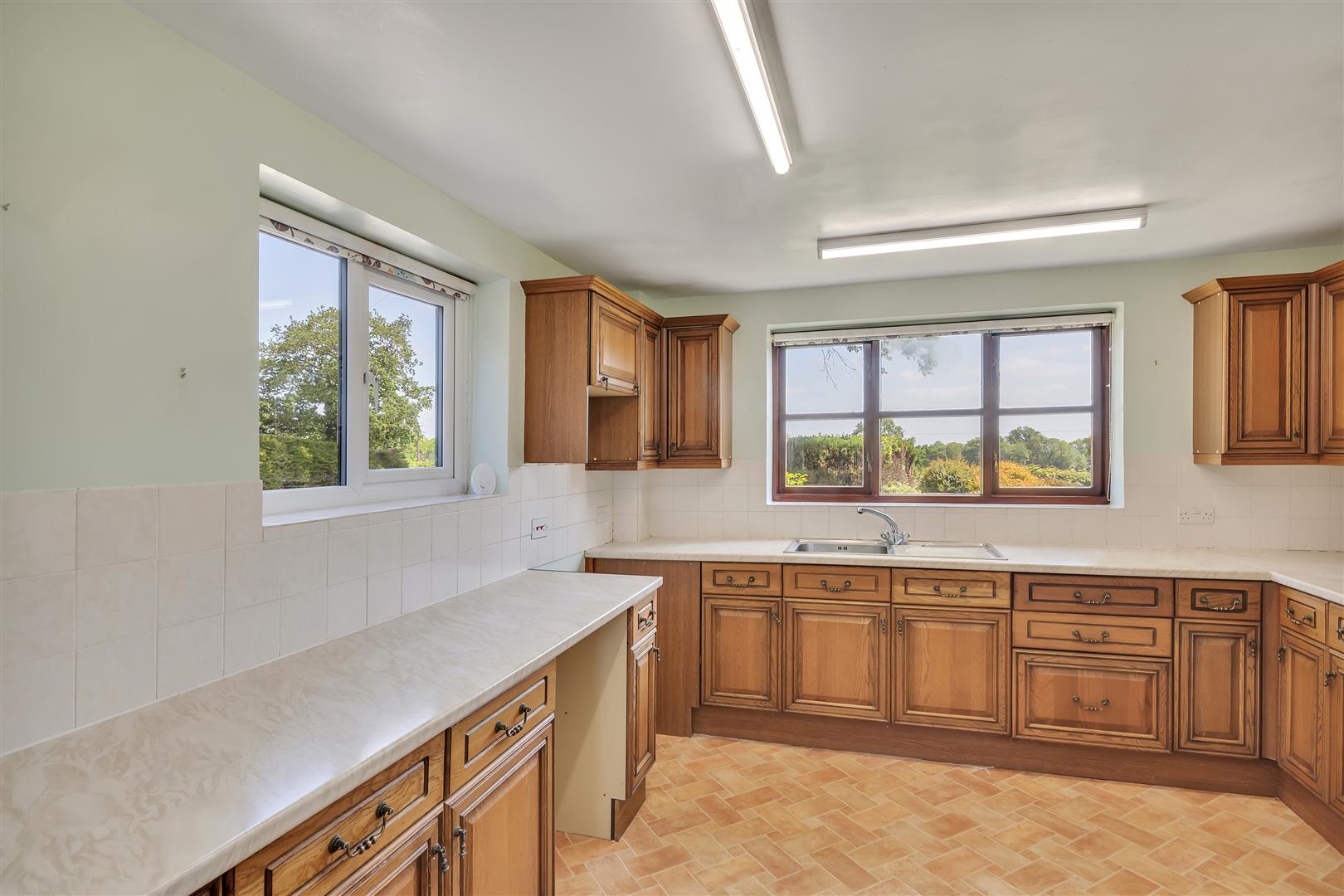 TyrOnen, Hengoed, Oswestry Roger Parry & Partners