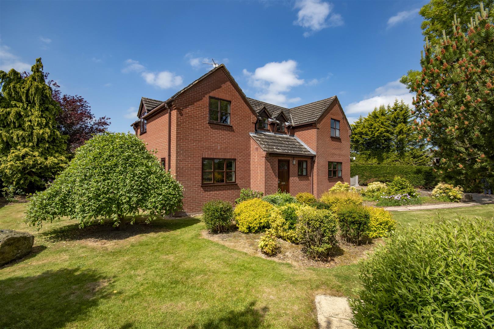 TyrOnen, Hengoed, Oswestry Roger Parry & Partners