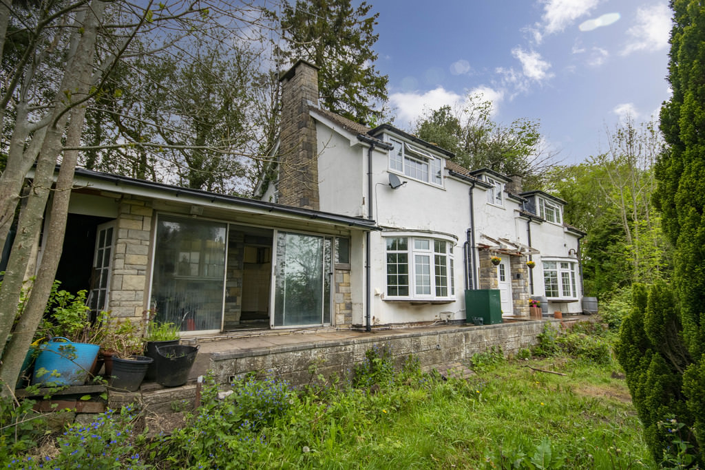Bryngwewir, Llanfair Caereinion, SY21 Roger Parry & Partners