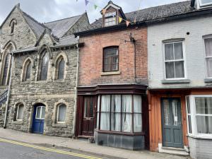 Maldwyn House, Llanfair Caereinion, SY21