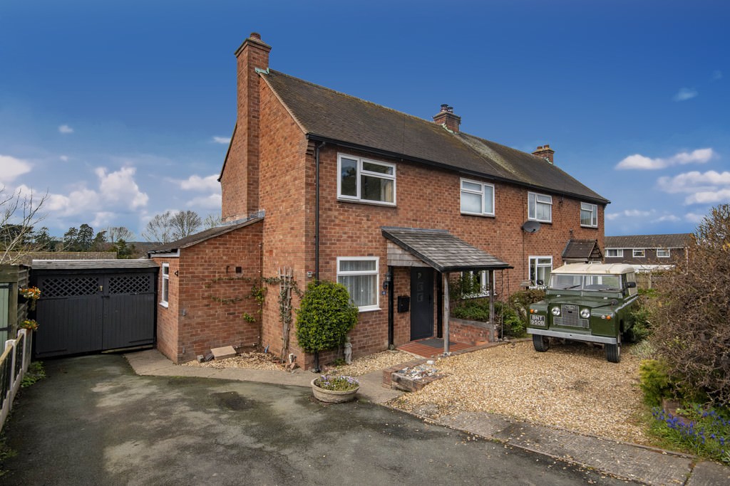 Callow Crescent, Minsterley, Shrewsbury Roger Parry & Partners