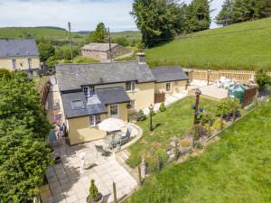 Staylittle, Llanbrynmair