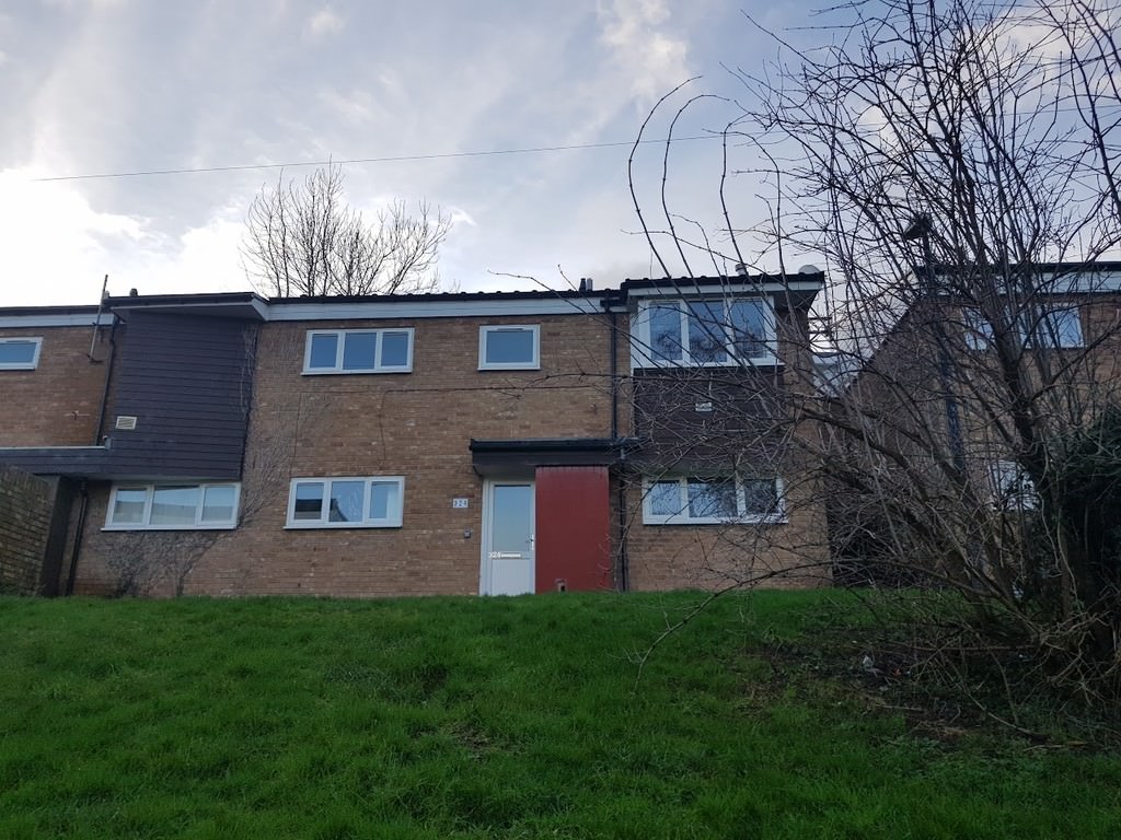 Dinas, Treowen, Newtown Roger Parry & Partners