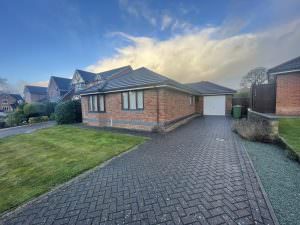Barnfield Close, Oswestry