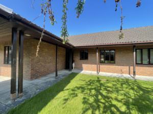 25 Meadowbrook Court