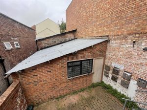 Building behind 27 Cross Street, Oswestry