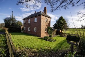 Drenewydd Cottage, Park Hall