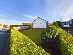 Ashford Drive, Pontesbury, Shrewsbury