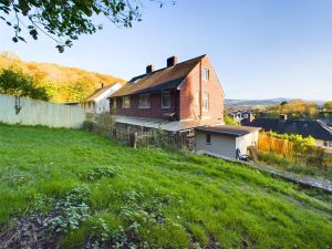 Woodside, Welshpool, SY21 7NG