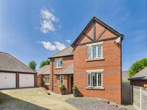 Parc Caradog, Trewern, Welshpool