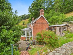 The Waynes, Middletown, Welshpool
