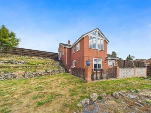 21 Pen Y Cae Avenue, Gobowen
